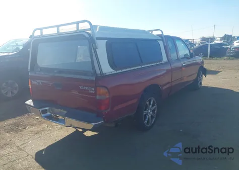 1998 Toyota Tacoma z USA, uszkodzony, nr VIN 4TAVL52NXWZ048530